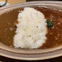 CAFE＆DINING IGNITE - 左がイグナイトカレー
