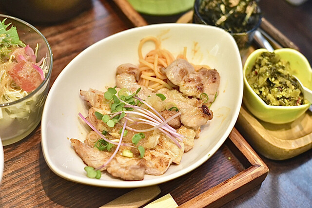 Cafe Restaurant B no Kaidan photo 2