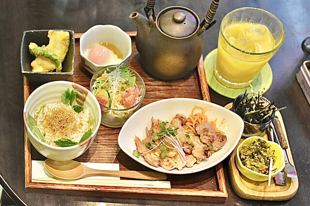 Cafe Restaurant B no Kaidan