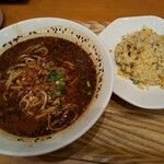 紅虎餃子房 - 選べる麺と半チャーハンセット
