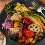 Grilled seasonal vegetables baked in a kiln