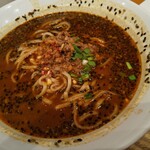 紅虎餃子房 - 黒ごま担々麺