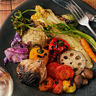 [100% repeat rate!?] Our specialty: seasonal vegetable grilled in a 500 degree oven