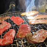 Yakiniku Horumonza Chikaraya Honten - 