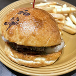 Wagyu Burger - 和牛バーガー 1,380円＋Aセット 400円