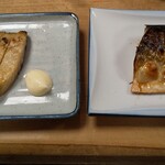 一月家 - サメタレ、塩サバ。