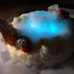 サカノウエカフェ - ブルーライトにドライアイスが幻想的〜