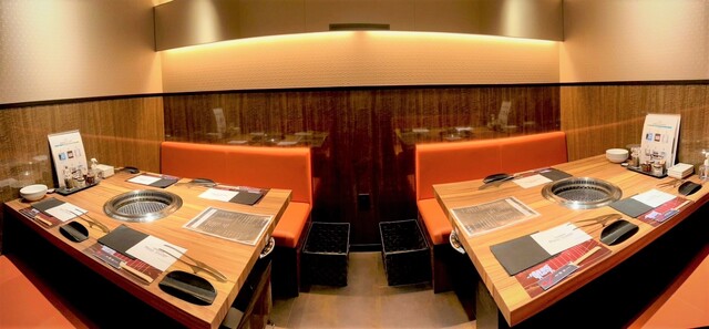 座席 : 和牛焼肉 隆仙 （RYU-SEN） - 新道東/焼肉 | 食べログ