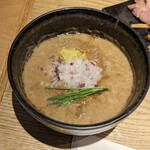 麺屋 周郷 - 風味と彩りが良いです