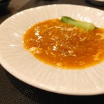 小菜一碟 - フカヒレ上海蟹煮込み