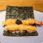 Tempura Azabu Yokota - ずわい蟹と海老の天巻き
