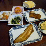 彩りごはん - '13, May 器に移し替えてみました、弁当とは思えないでしょ。