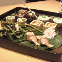 新月 - 前菜：ちょこっとずつ美味しいものを