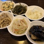 Kotori - <隠元のカレー風味/クーブイリチー/モーイの和え物>,<筍とザーサイの炒め物/パパイヤイリチー/ナスの煮浸し>