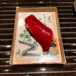 蓬左茶寮 - メジマグロのお寿司 赤身