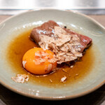 USHIGORO S. - 白トリュフとザブトンのすき焼き