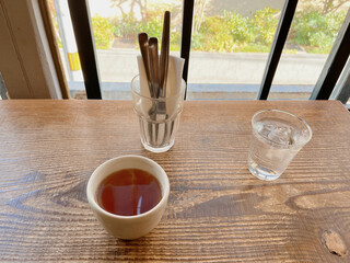 Kamogawa Kafe - 日替りお昼ごはん 税込820円の選べる中国茶のプーアル茶