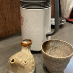 炭焼小屋竜ちゃん - 霧島(宮崎限定)一合(430円)のお湯割り