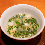 京料理 阿うん - 菊菜と百合根の茶碗蒸し