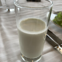 パノラミックレストラン ル・ノルマンディ - 牛乳（私）