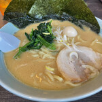 Yokohama Ie Keira-Men Kon Shin Ya - レギュラーメニュー化した味噌（味の濃さの選択は不可）