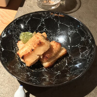 和酒和食の坂 - 煮穴子のオーブン焼き、ワサビ山椒　外カリッと、中フワフワ