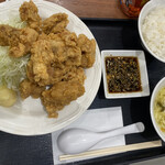 王記厨房 - 油淋鶏定食　10ケ唐揚げありました。