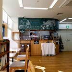 Emu Jei Bukku Kafe Ike Bukuro Honten - 店内光景。