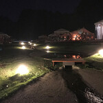 ザ ファーム - 夜の雰囲気