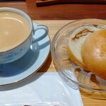 Kumano Yasai Kafe - コーヒー400円、ベーグルくるみ260円