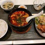 芙蓉苑 - 麻婆豆腐定食　1100円
