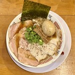 ラーメン階杉 - 煮卵チャーシューブラック