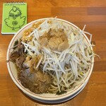Ramen Tanjirou - らーめん(麺増し、野菜増し、ニンニク増し)