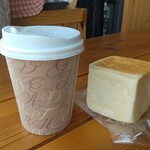マーブル - 温泉コーヒー250円、キューブピーナッツ210円