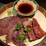 鉄板居酒屋 BelonBelonBooとBarボンド - 黒毛和牛焼肉おつまみ