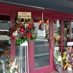 オステリア プロフーモ - お祝いのお花がいっぱい♪