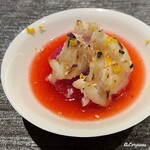 丸新 - 本九絵の炙りと金時人参の摺り流し