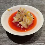 丸新 - 本九絵の炙りと金時人参の摺り流し