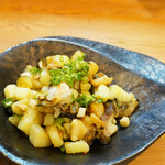 海鮮居酒屋 酒組 - ツブ貝エリンギジャガイモガーリックソテー