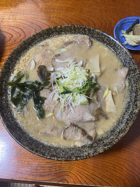 かしわ家 - 松葉（食堂）の写真
