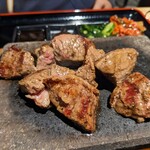 ワンダーステーキ - 牛赤身は180gですよ…