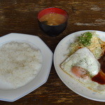 SIKISIMA - ハンバーグ定食
