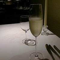 シーン - フリュッテルブランドブラン