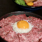 ルッカ - 生ハム仕立てシルク風ユッケ