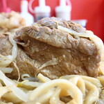 ラーメン 富士丸 - ブタの厚み