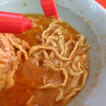 ラーメン 富士丸 - 酢投入～♪