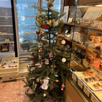 ビゴの店 - 店内のクリスマスツリー
