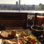 Asakusa Bihoteru - ホテルレストラン武蔵(26F) 朝食 窓側席からスカイツリー