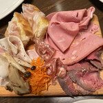 モンドパーラー - 