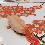 寿司栄 華やぎ - トヤマエビ。